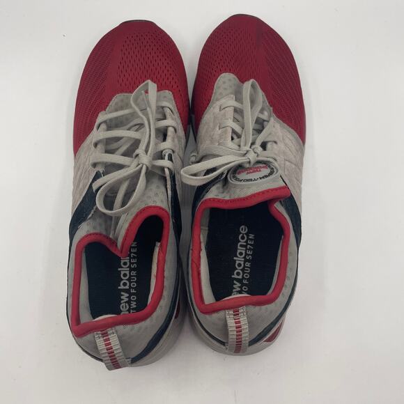 Athletic_Shoes